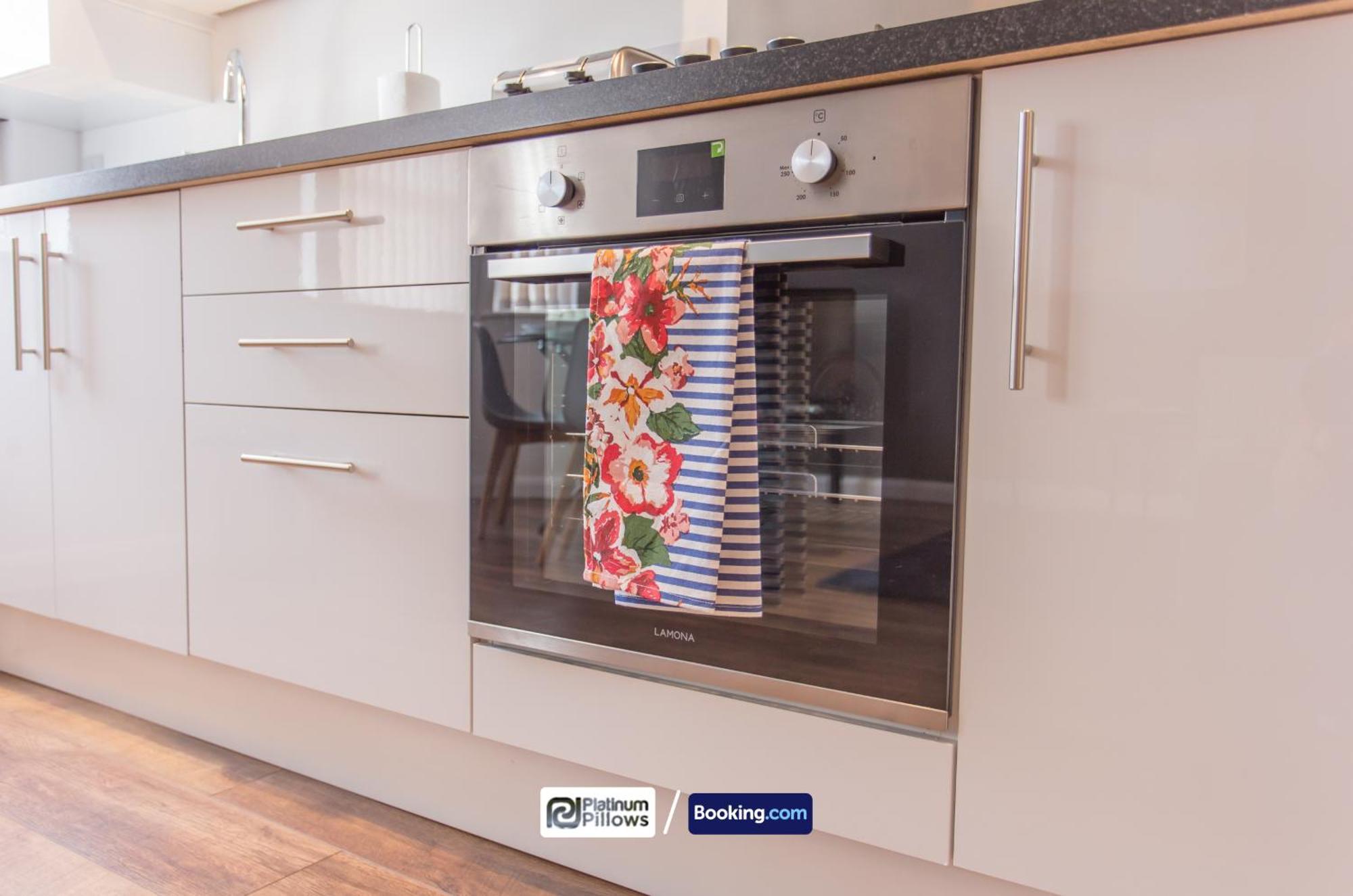 Modern Oxford 1Br Apt, Contractor & Family Accommodation, Near Oxford Hospitals And Science Park エクステリア 写真