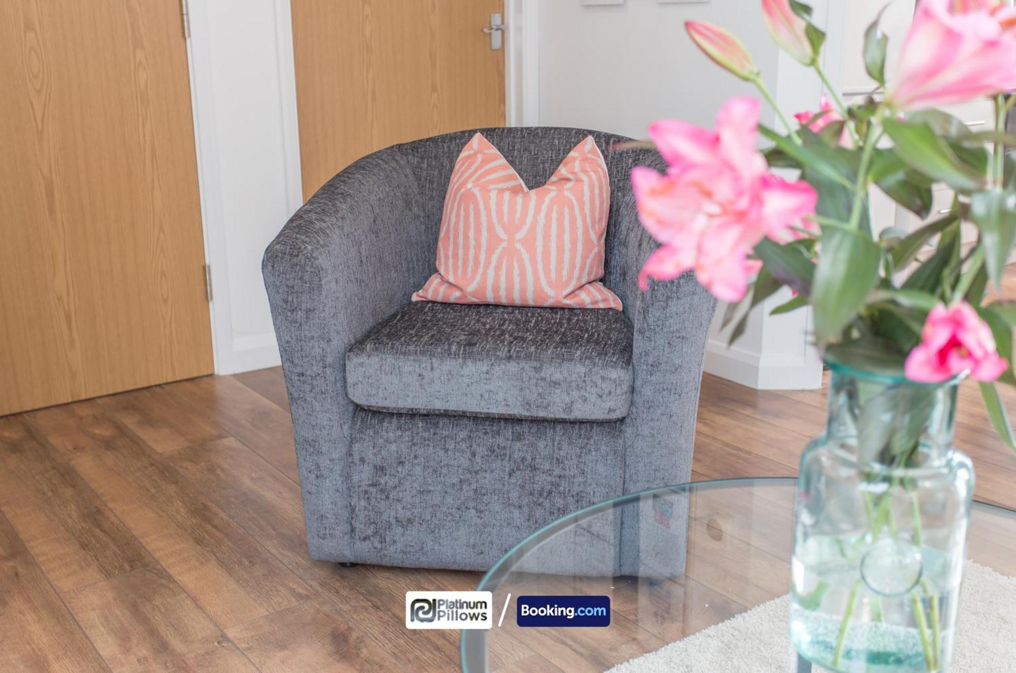 Modern Oxford 1Br Apt, Contractor & Family Accommodation, Near Oxford Hospitals And Science Park エクステリア 写真
